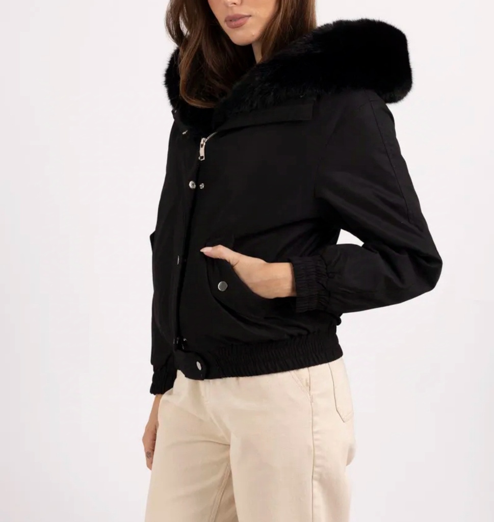 Manteau fausse fourrure 